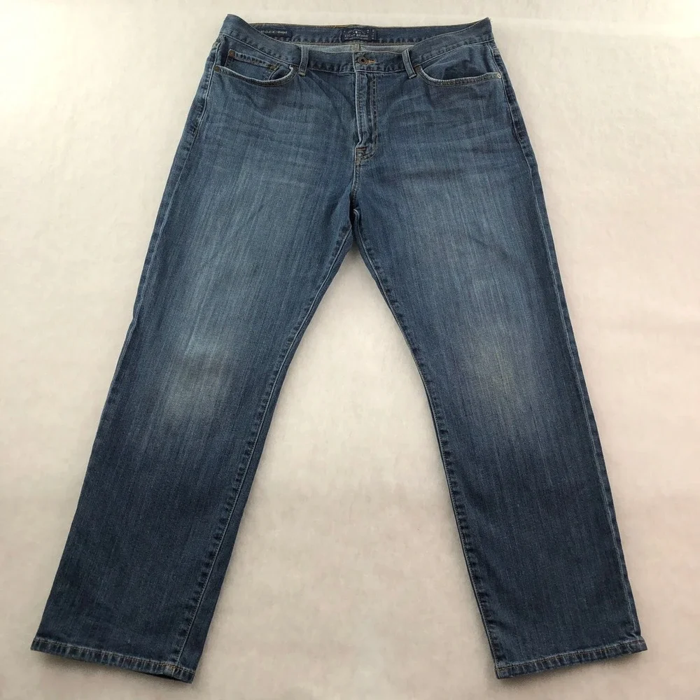 Lucky Brand 429 Mens 38x30 Blue Cotton Blend Button Fly Classic Straight Jeans